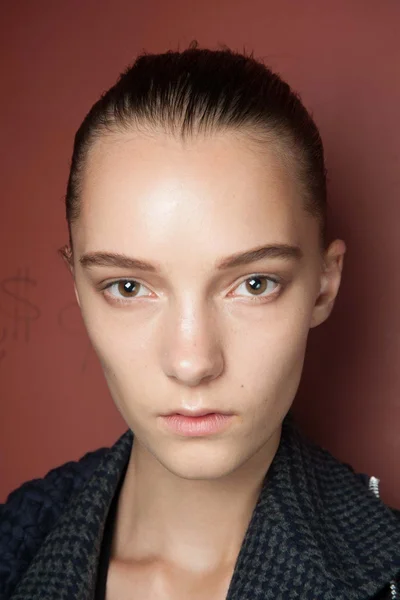 Look 13